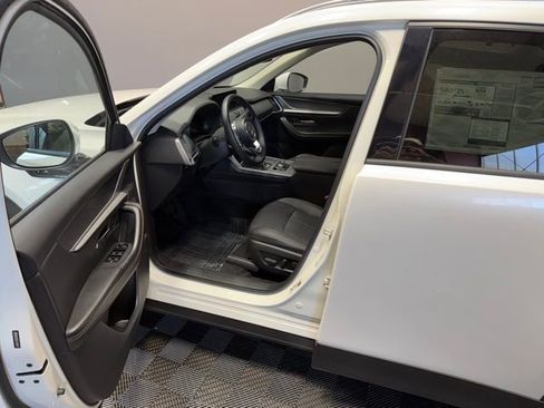 Certified 2024 MAZDA CX-90 Plug-In Hybrid w/ Preferred image 9