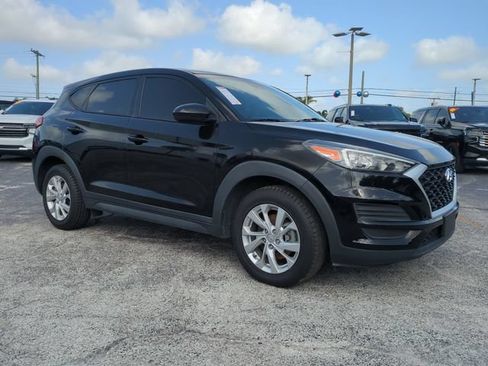 Used 2020 Hyundai Tucson SE AWD/4WD image 2