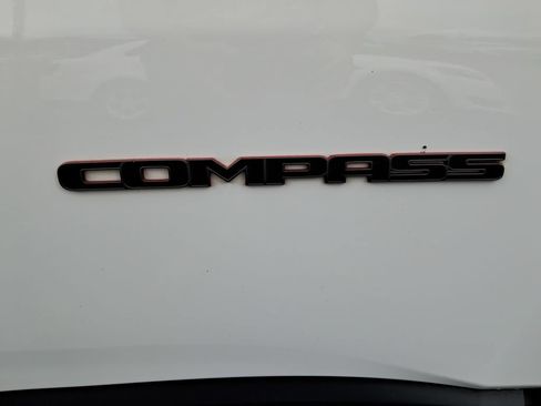Used 2022 Jeep Compass Trailhawk w/ Sun and Sound Group AWD/4WD image 11