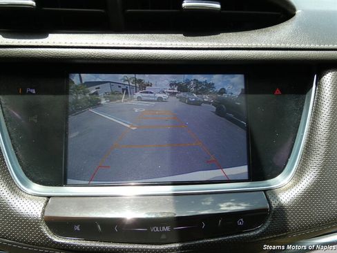 Used 2017 Cadillac XT5 Luxury image 28