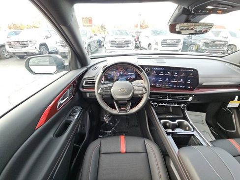 New 2026 Chevrolet Traverse RS image 24