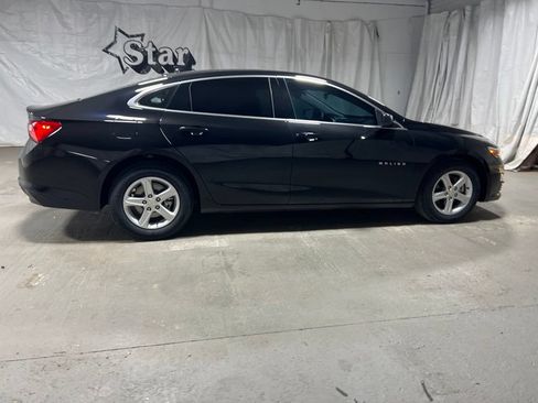 Used 2024 Chevrolet Malibu LT FWD image 8