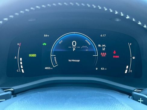 Used 2025 Toyota Camry SE w/ Convenience Package image 34