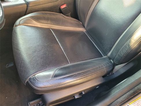 Used 2019 Dodge Charger SXT w/ Leather Interior Group image 12