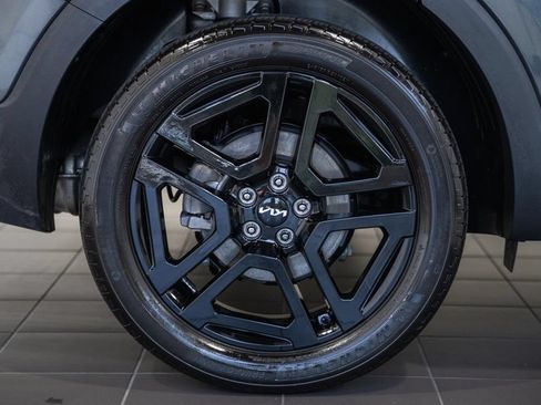 Used 2024 Kia Telluride EX X-Line AWD/4WD image 16