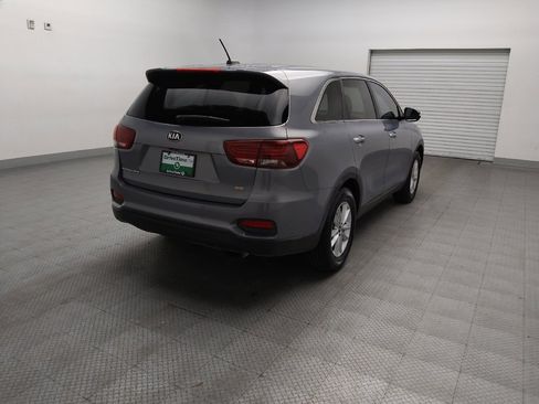 Used 2020 Kia Sorento LX FWD image 9