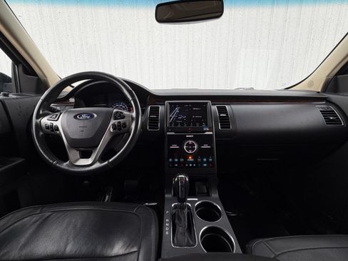 Used 2019 Ford Flex Limited FWD image 12