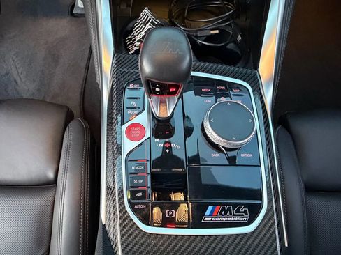 Used 2021 BMW M4 Competition w/ M Carbon Exterior Package image 28