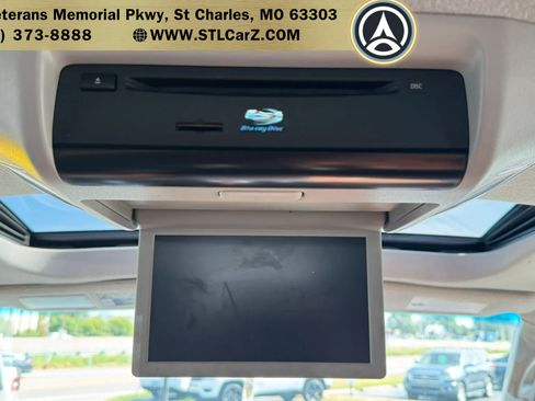 Used 2014 Toyota Sequoia Platinum AWD/4WD image 21