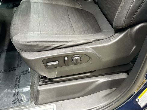 Used 2020 Chevrolet Silverado 1500 LT w/ Convenience Package image 19