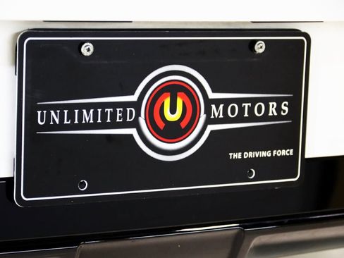 Used 2023 BMW 760i xDrive image 11