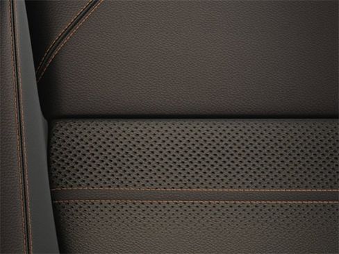 New 2025 Alfa Romeo Giulia w/ Driving Assist Package image 28