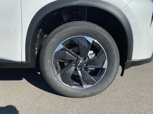 New 2026 Nissan Rogue SV image 28