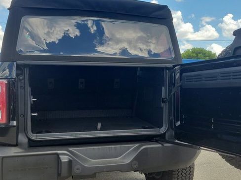 Certified 2025 Ford Bronco Outer Banks w/ Sasquatch Package AWD/4WD image 14