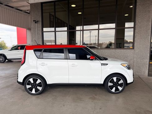 Used 2016 Kia Soul + w/ Designer's Package image 35