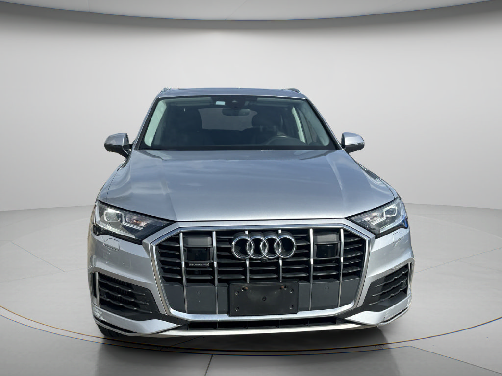 Used 2022 Audi Q7 3.0T Premium Plus w/ Premium Plus Package AWD/4WD image 2