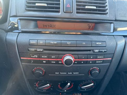 Used 2009 MAZDA MAZDA3 i Touring Value FWD image 22