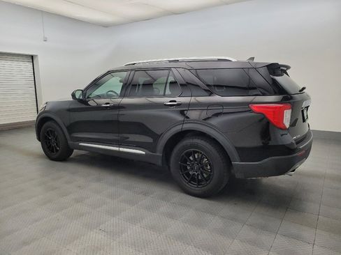 Used 2022 Ford Explorer Limited AWD/4WD image 3