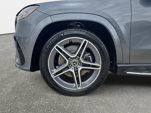 New 2026 Mercedes-Benz GLS 450 4MATIC image 31