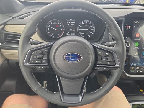 Used 2025 Subaru Forester Limited image 17