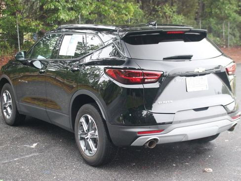Used 2024 Chevrolet Blazer LT w/ Convenience Package FWD image 5