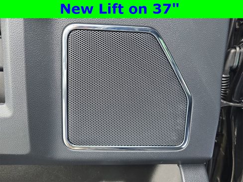 Used 2022 Ford F250 Lariat w/ Tremor Off-Road Package image 14