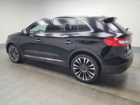 Used 2017 Lincoln MKX Reserve w/ Driver Assistance Package image 3