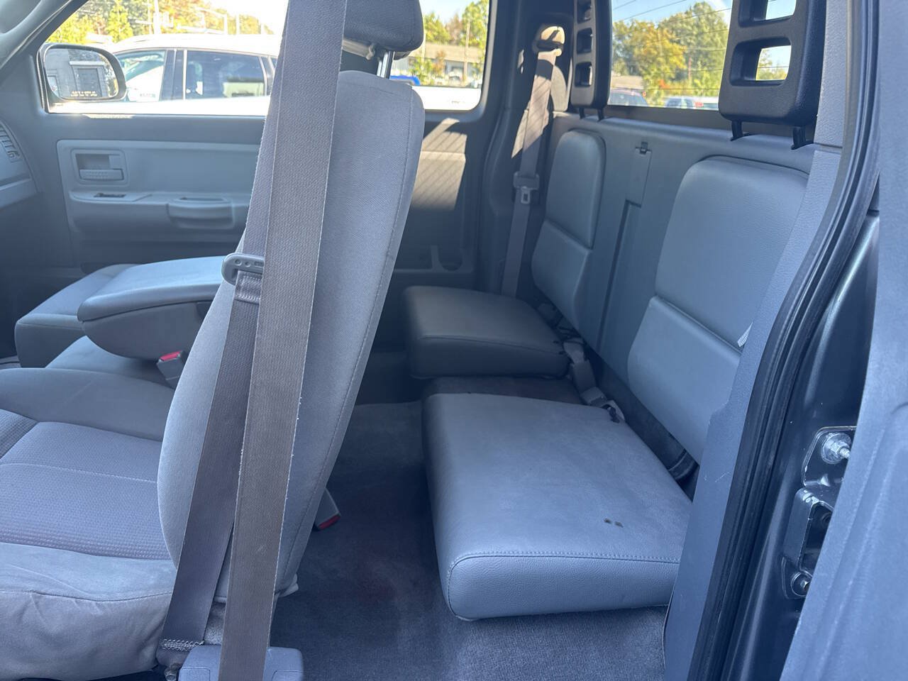 Used 2006 Dodge Dakota SLT w/ Trailer Tow Group AWD/4WD image 15