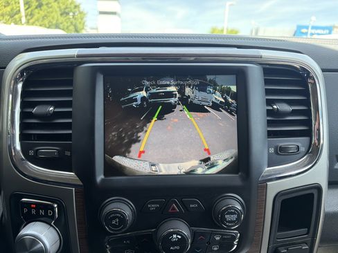 Used 2016 RAM 1500 Laramie w/ Convenience Group image 25