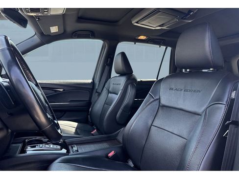 Used 2020 Honda Pilot Black Edition image 13