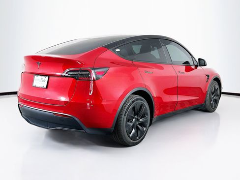 Used 2023 Tesla Model Y Long Range image 9
