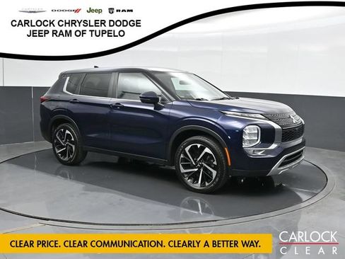 Used 2024 Mitsubishi Outlander SE Black Edition FWD image 5