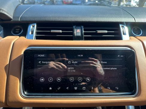 Used 2020 Land Rover Range Rover Sport HSE Dynamic AWD/4WD image 17