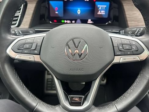 Used 2024 Volkswagen Atlas SEL Premium R-Line AWD/4WD image 17