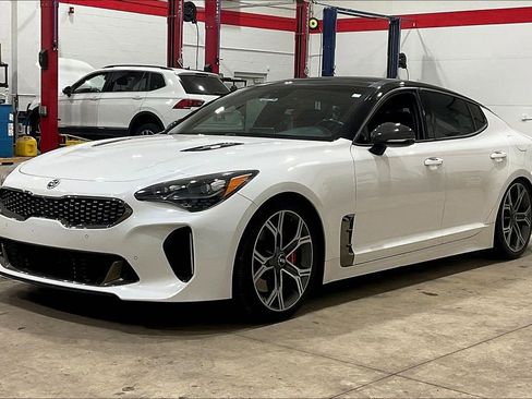 Used 2019 Kia Stinger GT1 RWD image 36