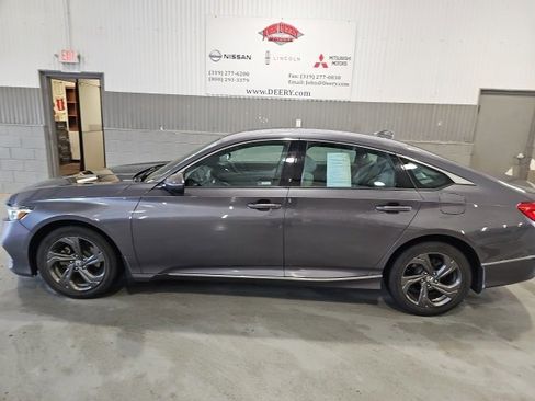 Used 2018 Honda Accord EX image 6