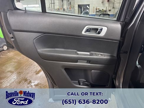 Used 2013 Ford Explorer Limited image 34