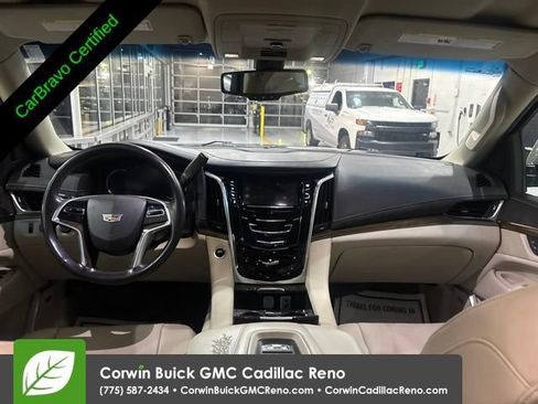 Used 2018 Cadillac Escalade 4WD w/ LPO, Radiant Package image 32