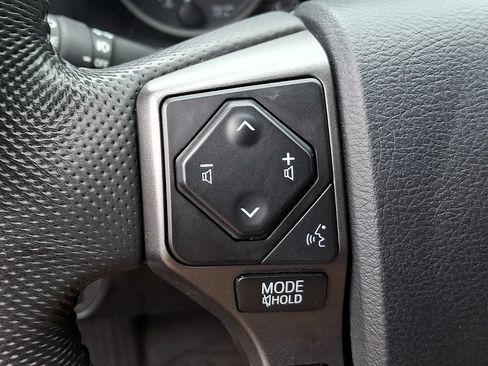 Used 2023 Toyota Tacoma TRD Sport AWD/4WD image 21