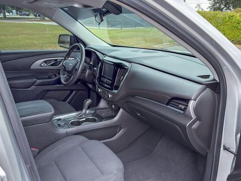 Used 2019 Chevrolet Traverse LS image 20