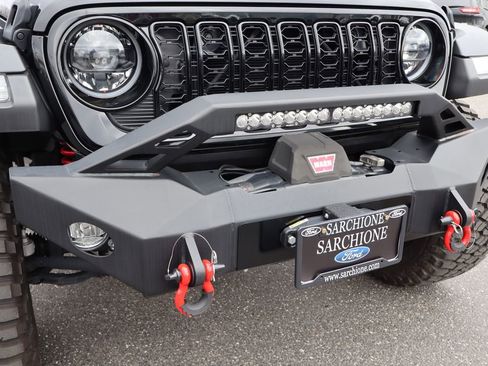 Used 2024 Jeep Wrangler Willys image 28