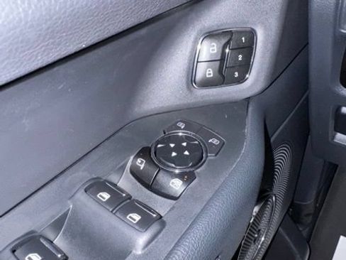 Used 2023 Ford Expedition Limited RWD image 19