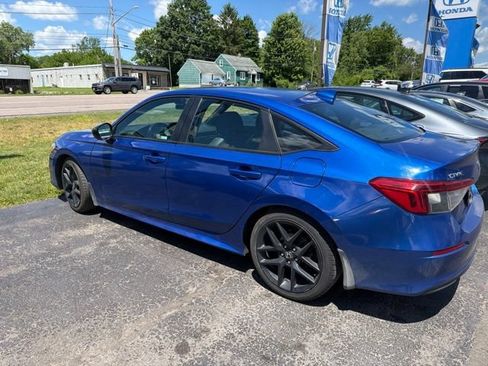Used 2024 Honda Civic Sport image 4