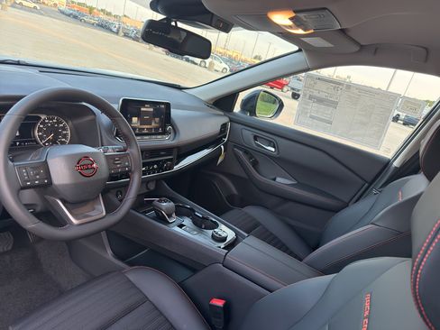 New 2026 Nissan Rogue SV w/ Rock Creek Premium Package AWD/4WD image 24