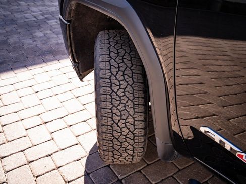 Used 2023 GMC Sierra 2500 AT4 w/ Gooseneck/5TH Wheel Package image 45