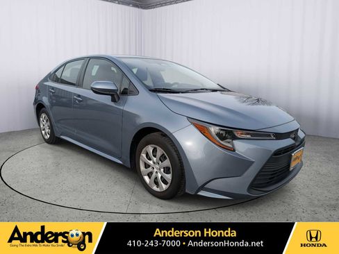 Used 2023 Toyota Corolla LE image 1