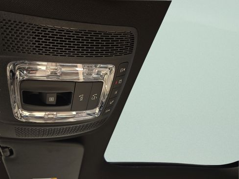 New 2026 Mercedes-Benz GLB 250 image 19