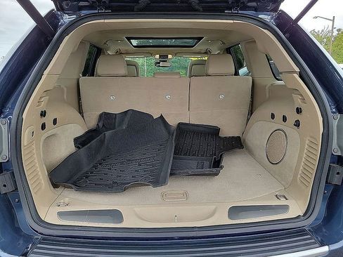 Used 2019 Jeep Grand Cherokee Overland image 35