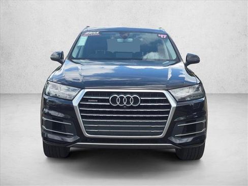 Used 2017 Audi Q7 3.0T Prestige AWD/4WD image 2