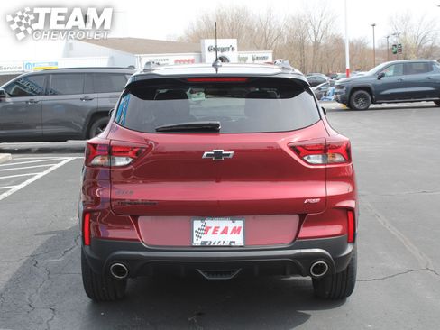 Used 2023 Chevrolet TrailBlazer RS w/ Sun and Liftgate Package image 5